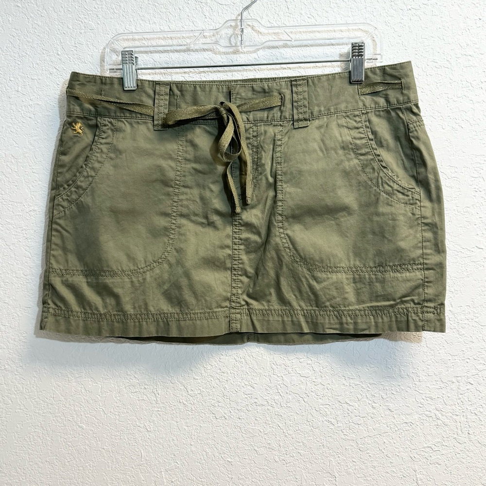 Express Green mini Skirt Sz 10
Dark Green, Olive or Army